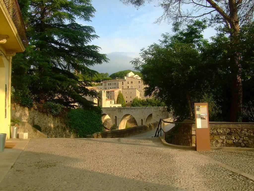 Besalut Apartment