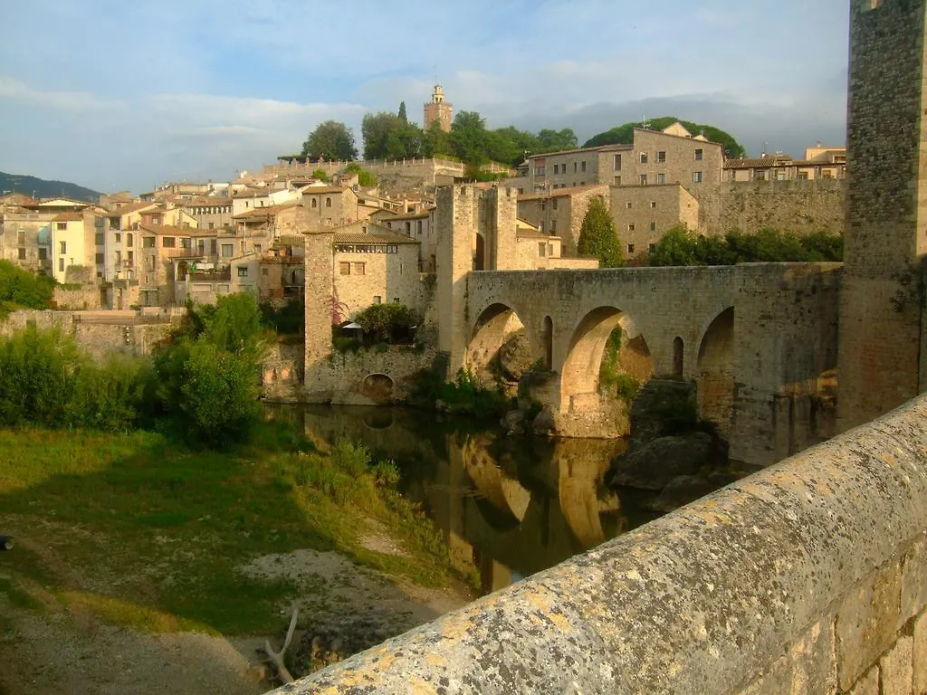 Besalut Apartment 0*, Besalú